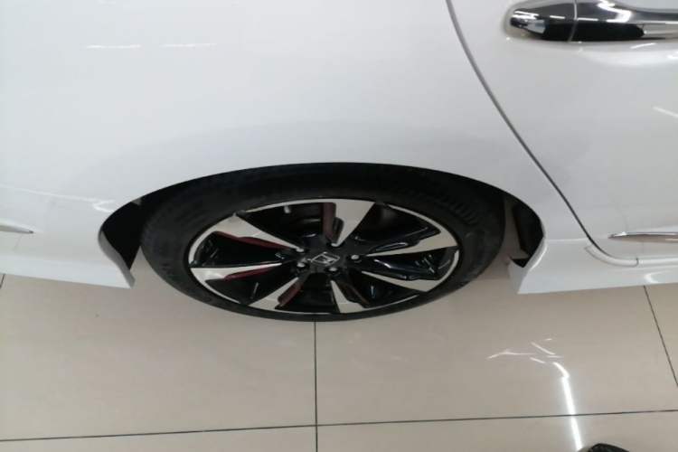 Used Honda Spirior 2015 2.4L Si Exterior 5