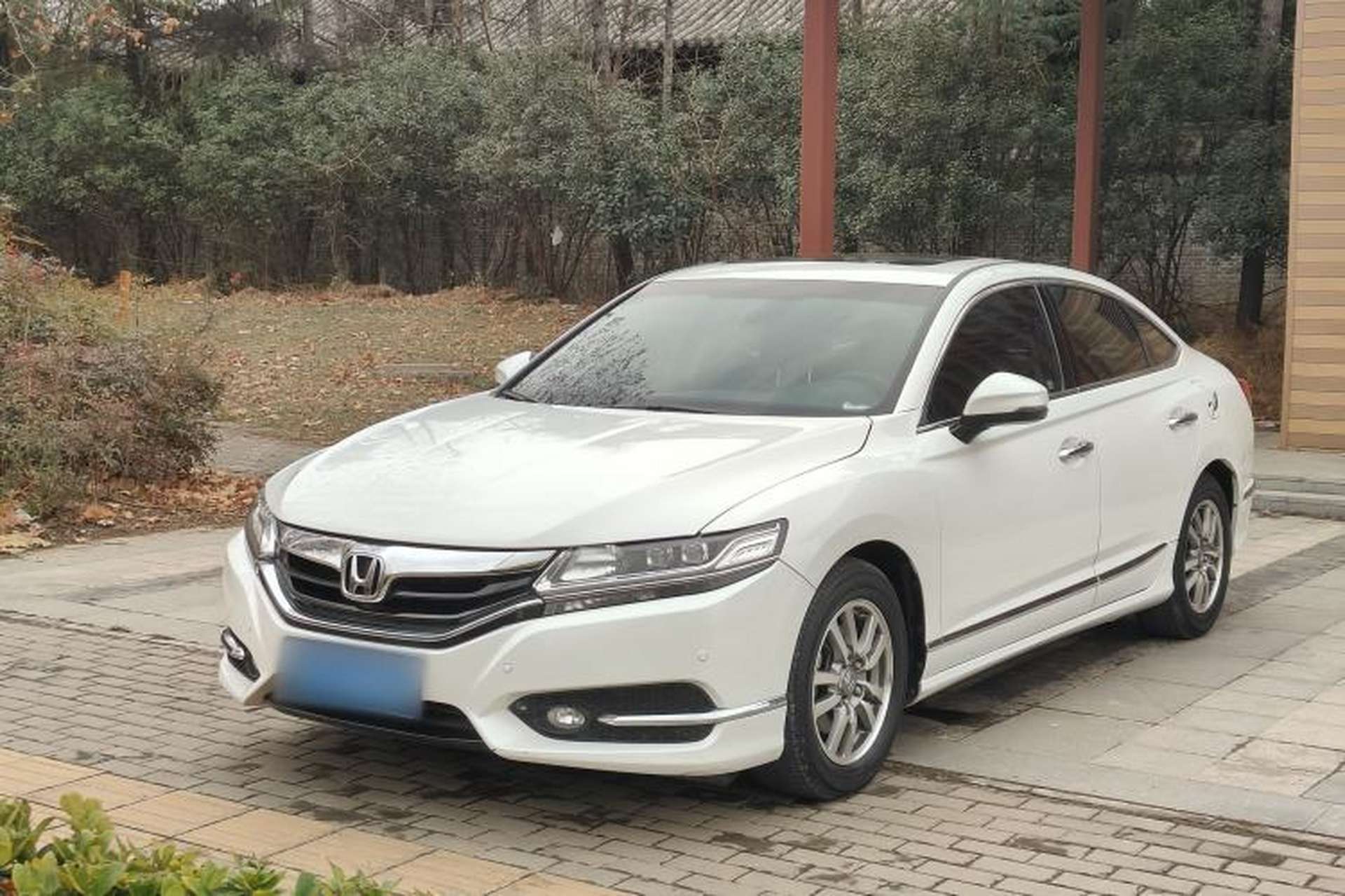 Used Honda Spirior 2015 2.0L Collector's Edition Exterior 5