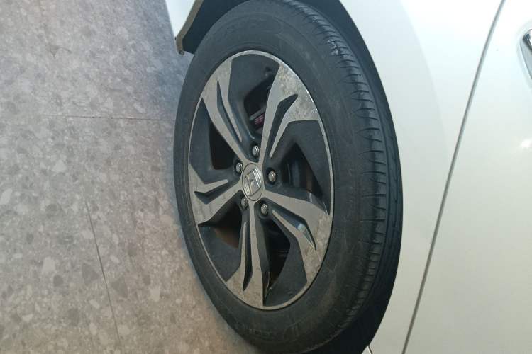 Used Honda Spirior 2015 2.4L Prestige Edition Exterior 5