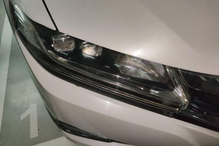 Used Honda Spirior 2015 2.0L Collector's Edition Exterior 6