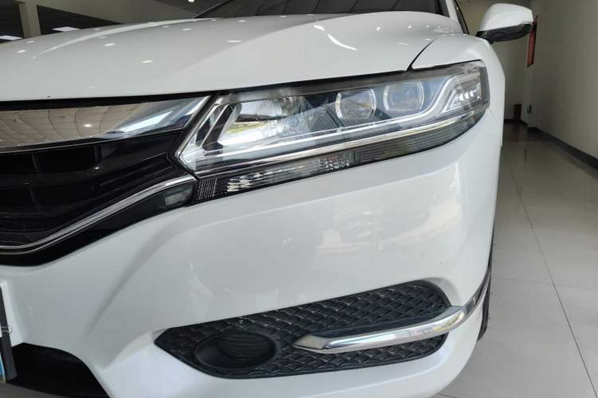 Used Honda Spirior 2015 2.0L Luxury Edition Exterior 7