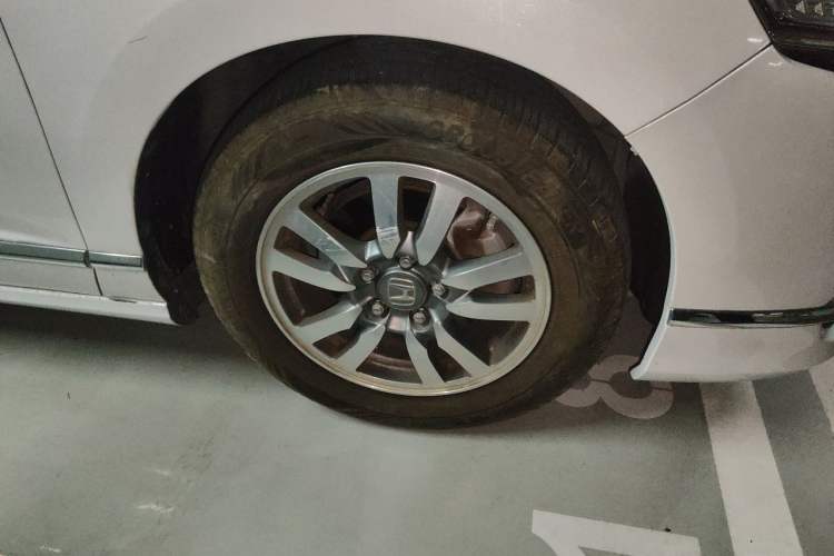 Used Honda Spirior 2015 2.0L Collector's Edition Exterior 7