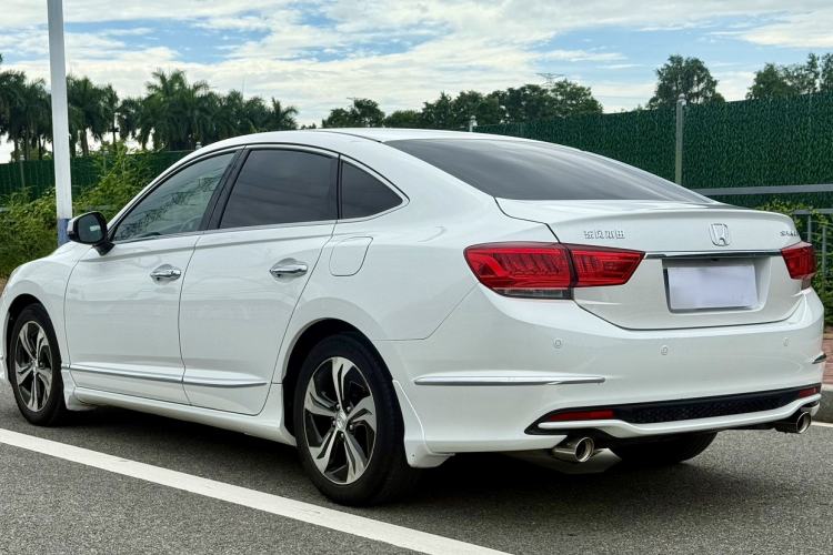 Used Honda Spirior 2015 2.4L Prestige Edition Exterior 9