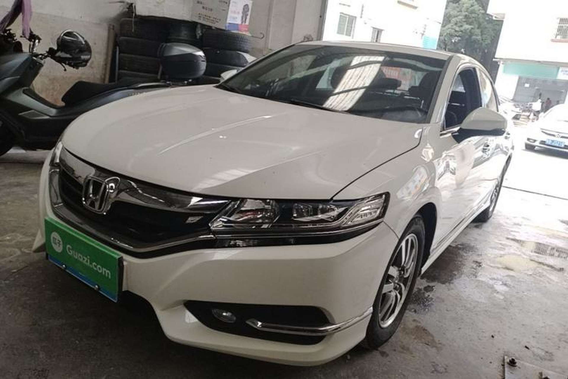 Used Honda Spirior 2015 2.0L Prestige Edition Front Left 45 Deg