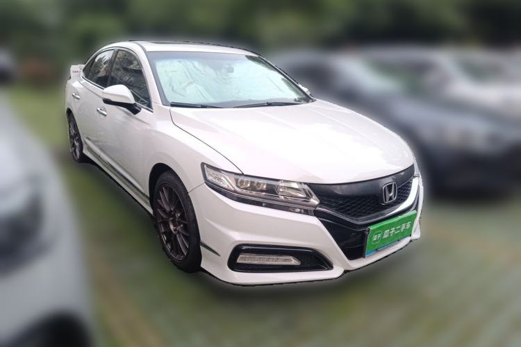 Used Honda Spirior 2015 2.0L Prestige Edition Front Right 45 Deg