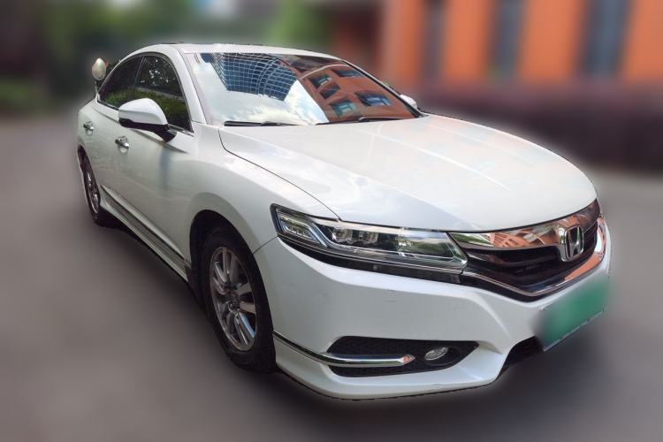 Used Honda Spirior 2015 2.0L Prestige Edition Front Right 45 Deg
