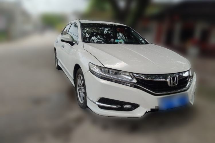 Used Honda Spirior 2015 2.0L Prestige Edition Front Right 45 Deg