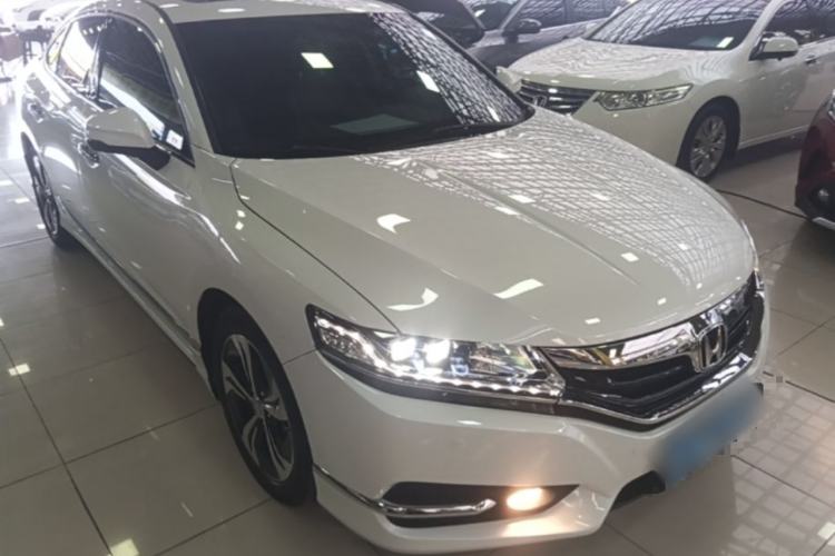 Used Honda Spirior 2015 2.4L Prestige Edition Front Right 45 Deg