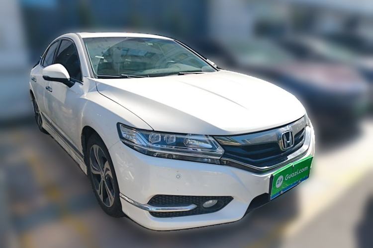 Used Honda Spirior 2015 2.4L Prestige Edition Front Right 45 Deg