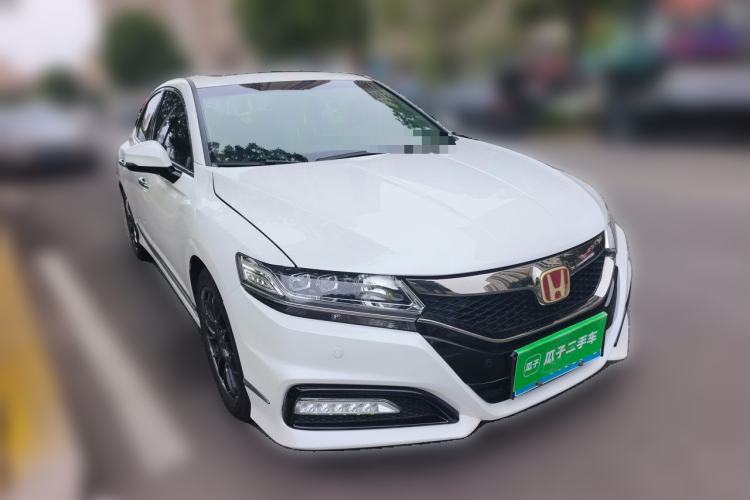 Used Honda Spirior 2015 2.4L Prestige Edition Front Right 45 Deg