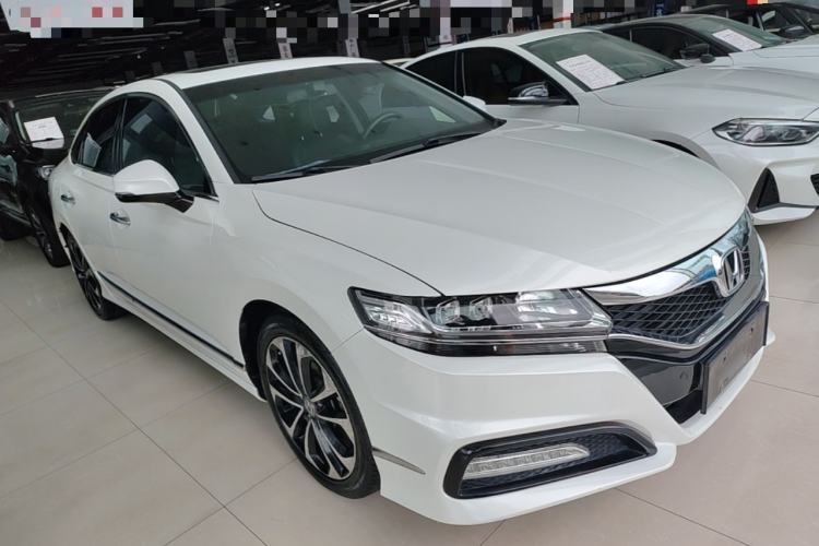Used Honda Spirior 2015 2.0L Prestige Edition Front Right 45 Deg