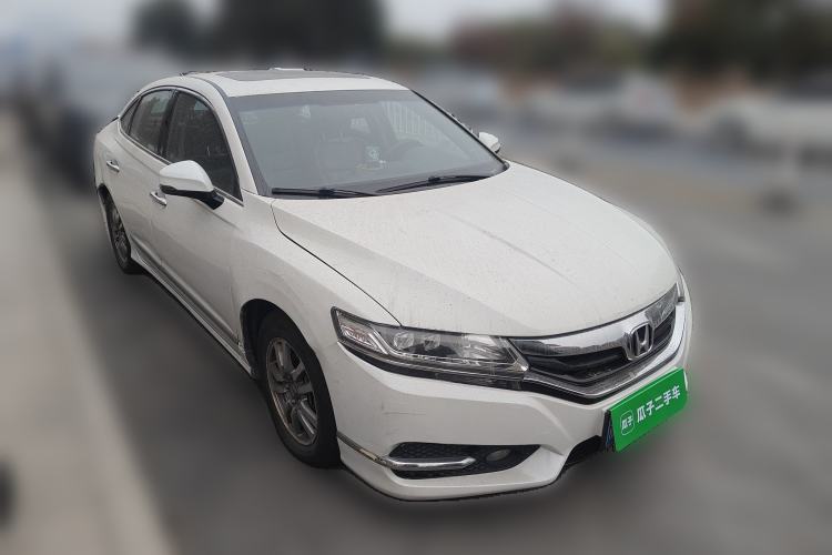 Used Honda Spirior 2015 2.0L Collector's Edition Front Right 45 Deg