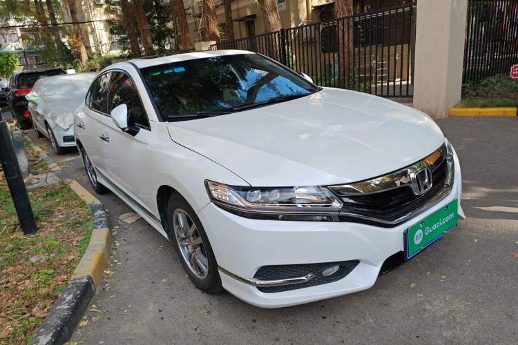 Used Honda Spirior 2015 2.0L Prestige Edition Front Right 45 Deg