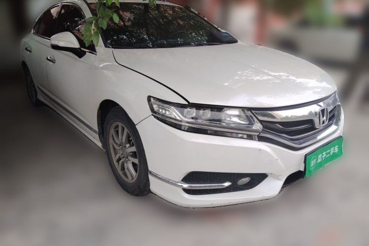Used Honda Spirior 2015 2.0L Prestige Edition Front Right 45 Deg