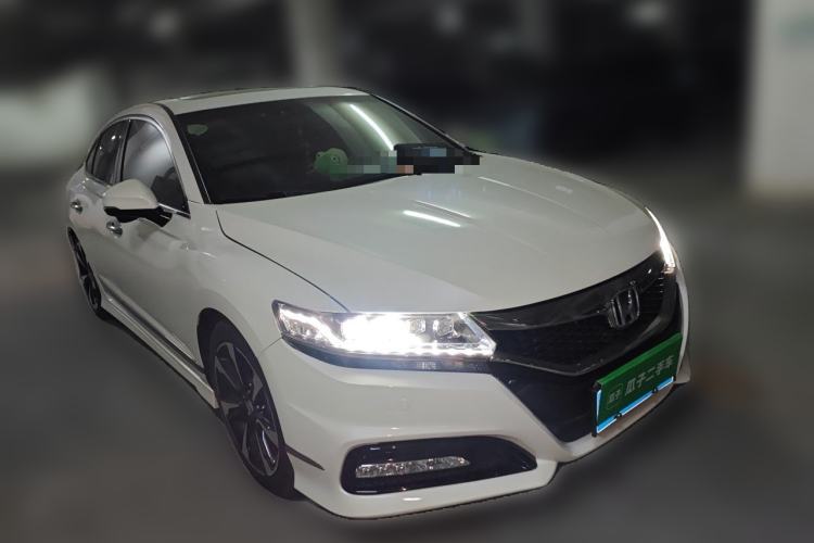 Used Honda Spirior 2015 2.4L Si Front Right 45 Deg