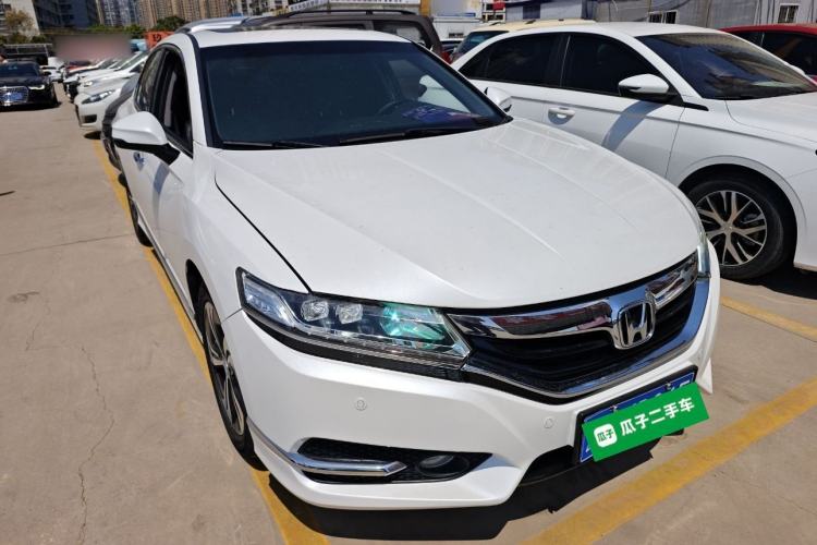 Used Honda Spirior 2015 2.4L Prestige Edition Front Right 45 Deg
