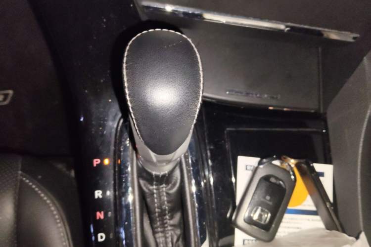 Used Honda Spirior 2015 2.0L Collector's Edition Gear Lever