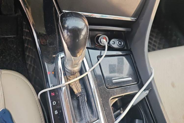 Used Honda Spirior 2015 2.0L Luxury Edition Gear Lever