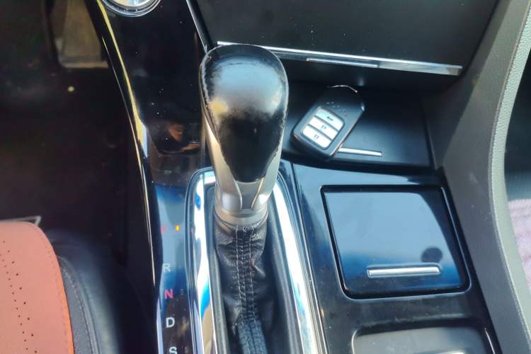 Used Honda Spirior 2015 2.4L Prestige Edition Gear Lever