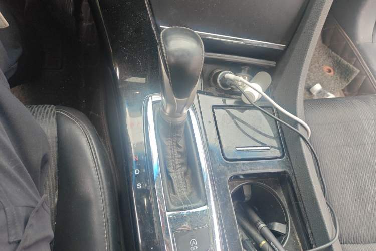 Used Honda Spirior 2015 2.0L Prestige Edition Gear Lever