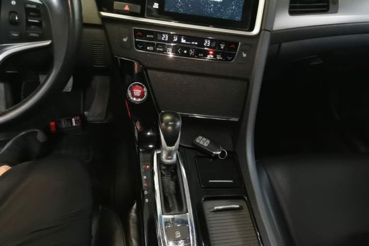 Used Honda Spirior 2015 2.4L Prestige Edition Gear Lever