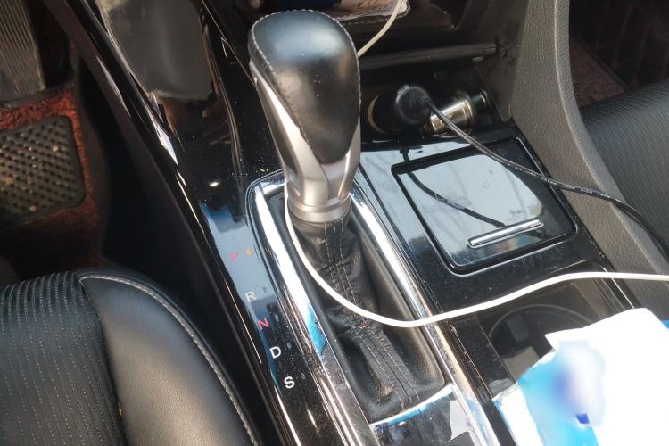 Used Honda Spirior 2015 2.0L Prestige Edition Gear Lever