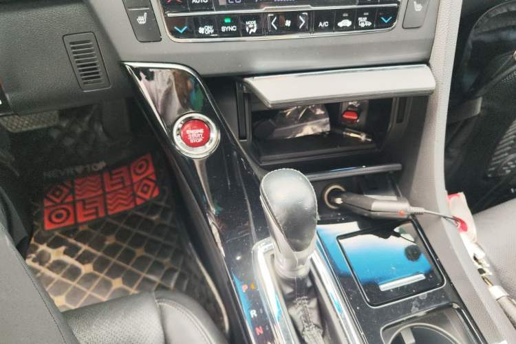 Used Honda Spirior 2015 2.4L Prestige Edition Gear Lever