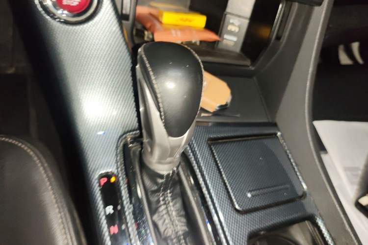 Used Honda Spirior 2015 2.4L Prestige Edition Gear Lever