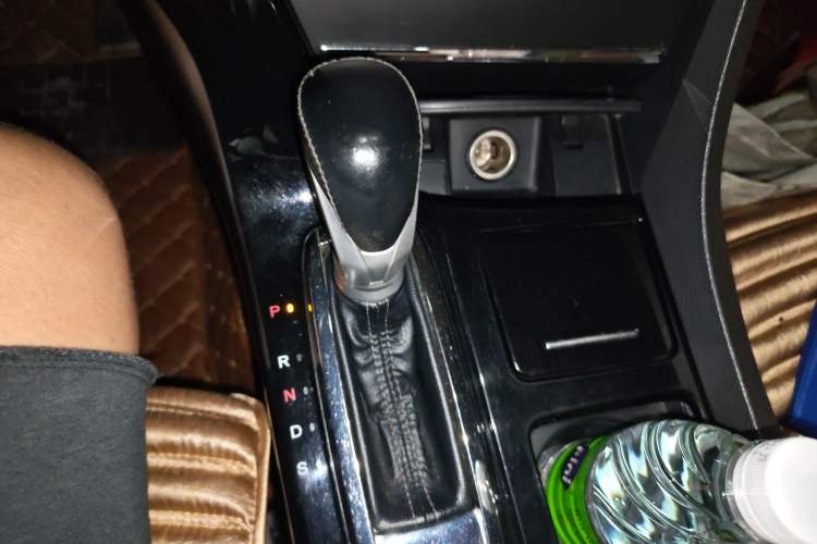 Used Honda Spirior 2015 2.0L Luxury Edition Gear Lever
