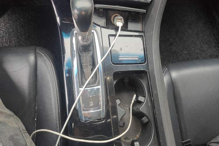 Used Honda Spirior 2015 2.0L Collector's Edition Gear Lever