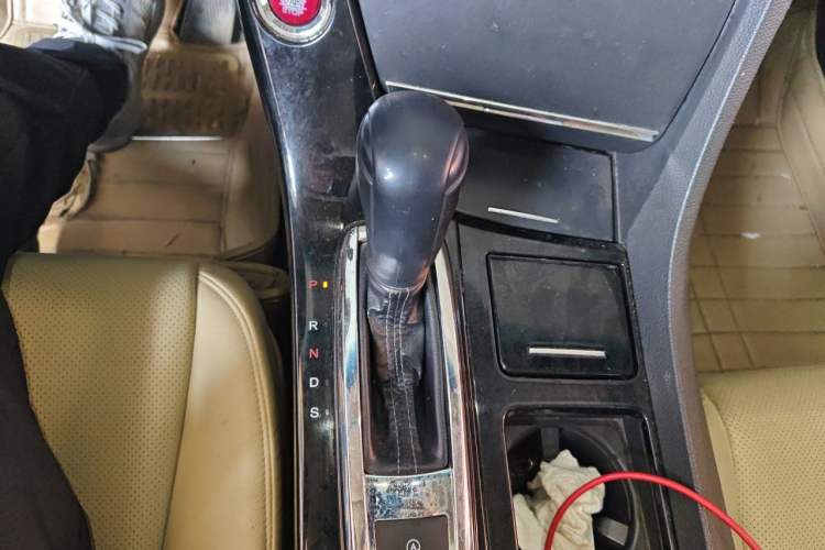 Used Honda Spirior 2015 2.4L Prestige Edition Gear Lever