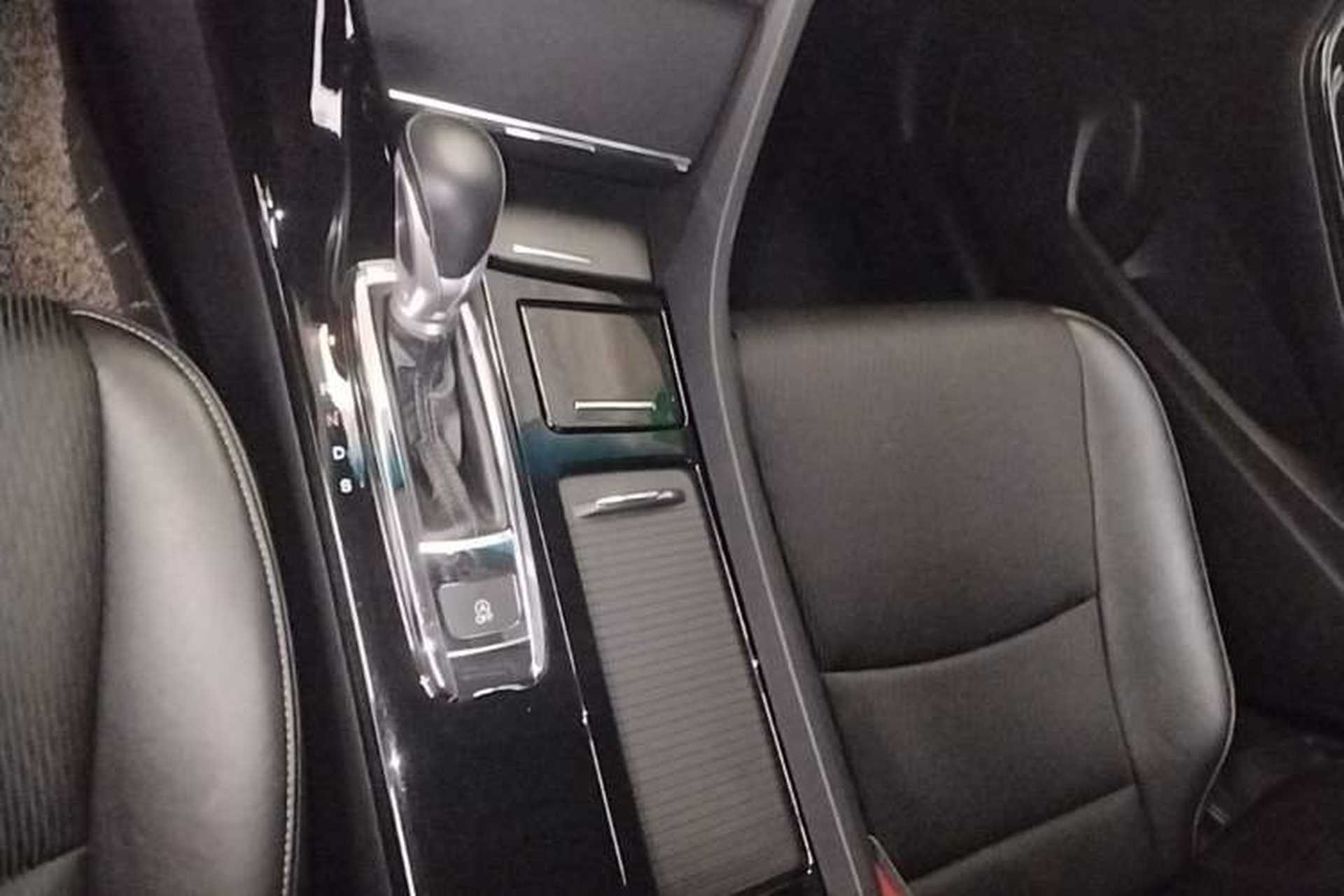 Used Honda Spirior 2015 2.0L Prestige Edition Gear Lever