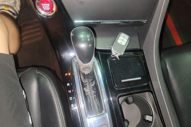 Used Honda Spirior 2015 2.4L Prestige Edition Gear Lever