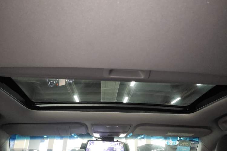 Used Honda Spirior 2015 2.4L Prestige Edition Headliner