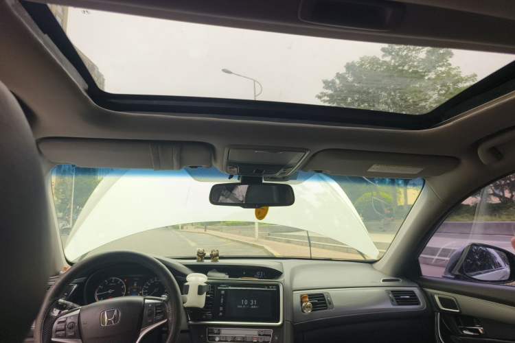 Used Honda Spirior 2015 2.4L Prestige Edition Headliner