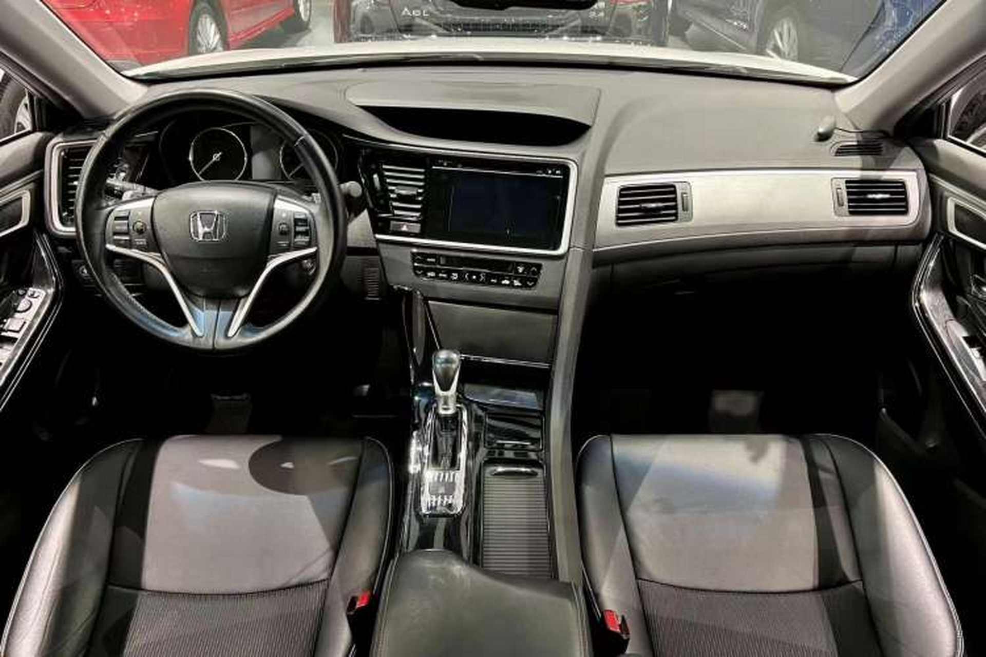 Used Honda Spirior 2015 2.0L Prestige Edition Interior 1