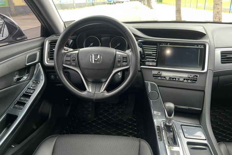 Used Honda Spirior 2015 2.0L Prestige Edition Interior 10