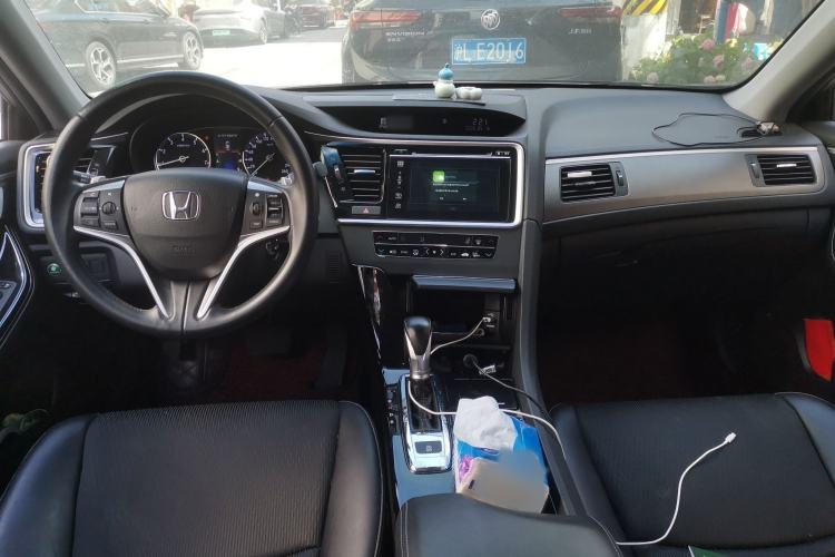Used Honda Spirior 2015 2.0L Prestige Edition Interior 2