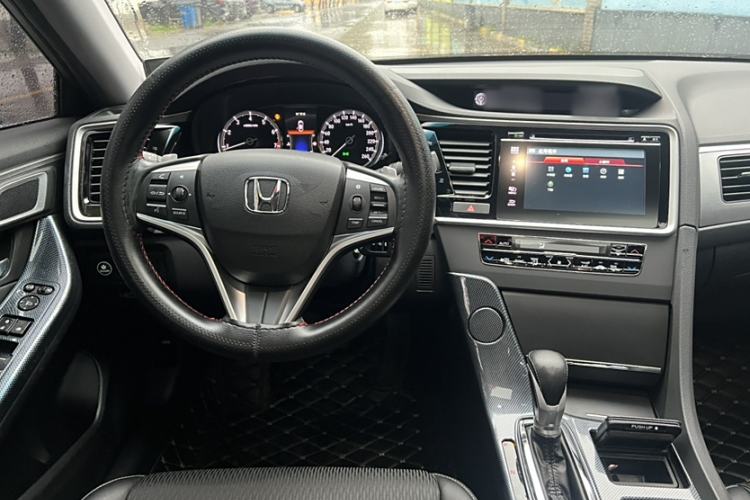 Used Honda Spirior 2015 2.0L Prestige Edition Interior 3