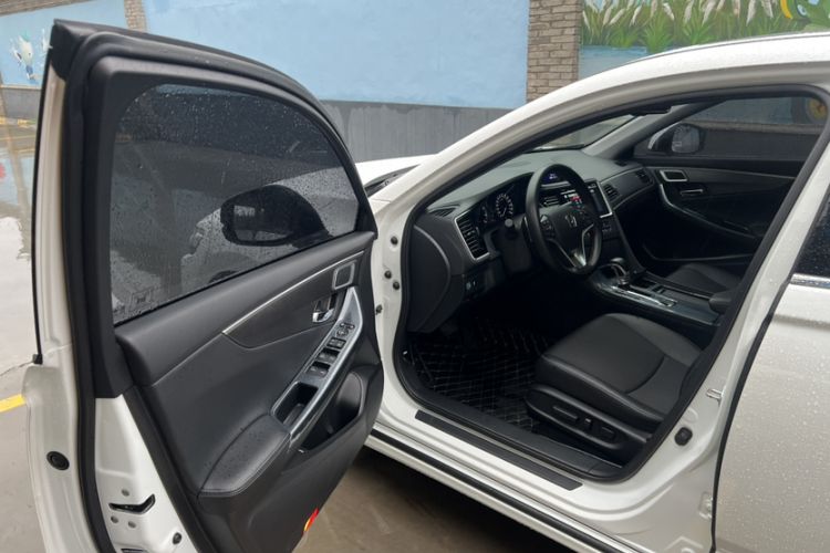 Used Honda Spirior 2015 2.0L Prestige Edition Interior 8