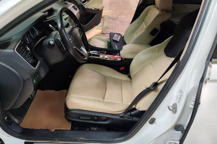 Used Honda Spirior 2015 2.4L Prestige Edition Left Front Seat