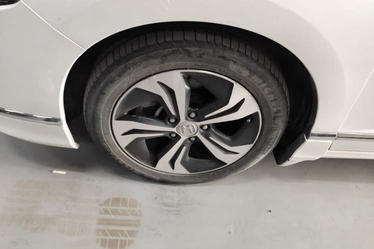 Used Honda Spirior 2015 2.4L Prestige Edition Left Front Wheel Hub