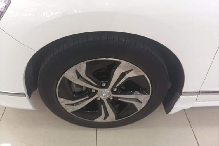 Used Honda Spirior 2015 2.4L Prestige Edition Left Front Wheel Hub