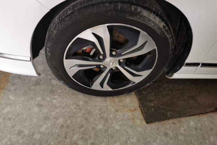 Used Honda Spirior 2015 2.4L Prestige Edition Left Front Wheel Hub