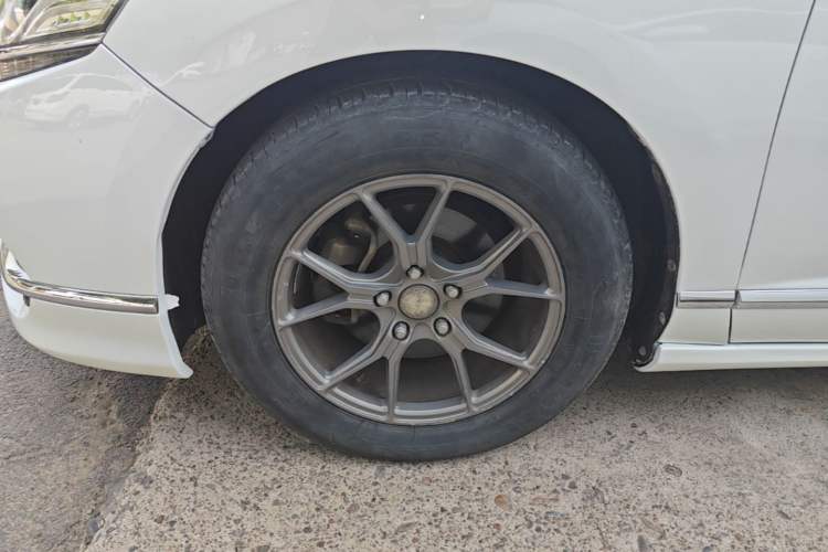 Used Honda Spirior 2015 2.0L Luxury Edition Left Front Wheel Hub