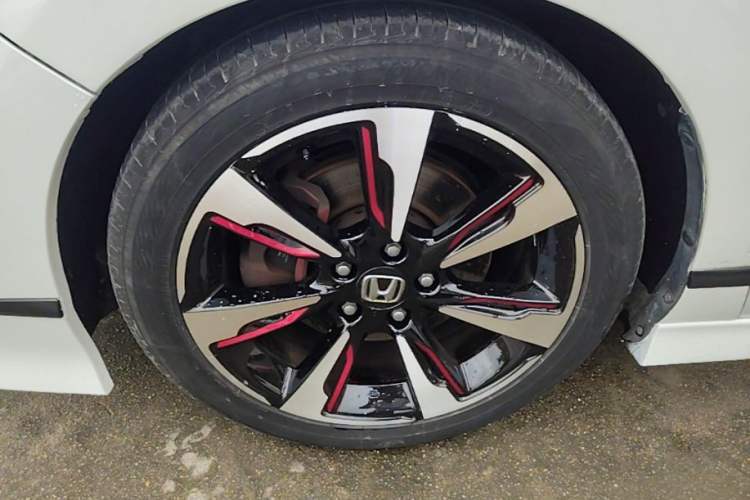 Used Honda Spirior 2015 2.4L Si Left Front Wheel Hub