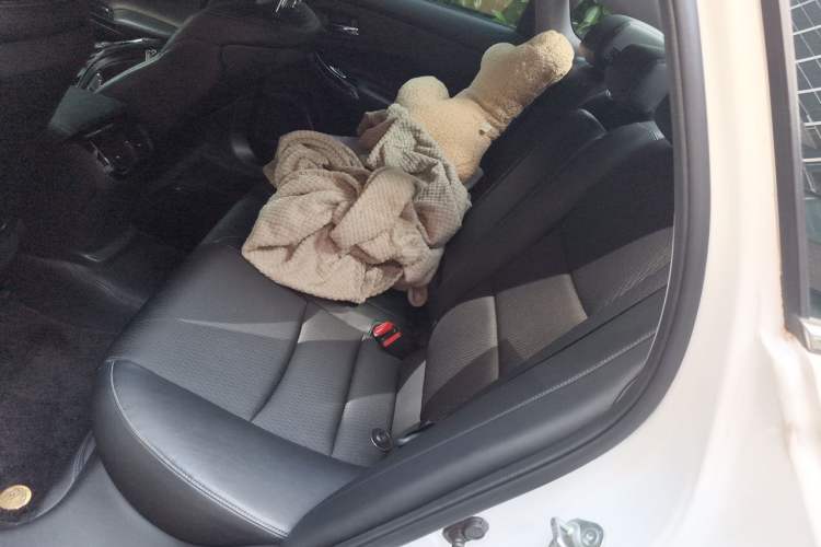 Used Honda Spirior 2015 2.0L Prestige Edition Left Rear Seat