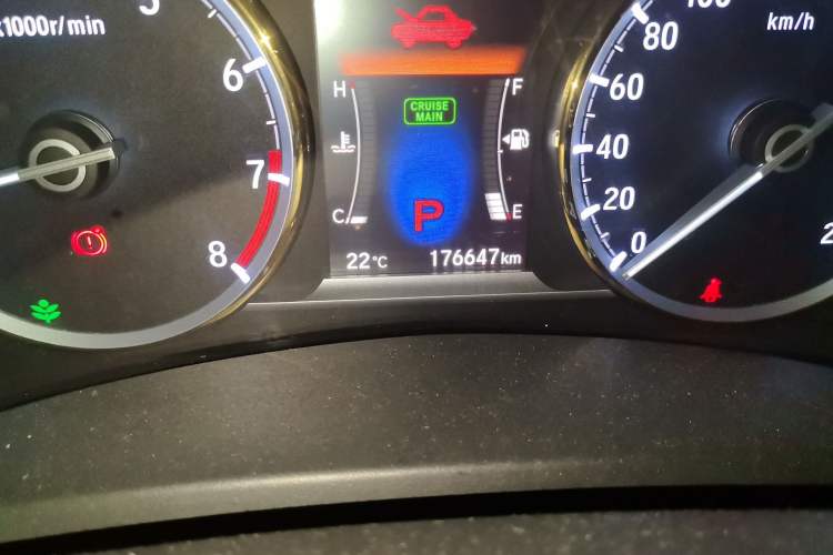 Used Honda Spirior 2015 2.0L Luxury Edition Odometer Close Up