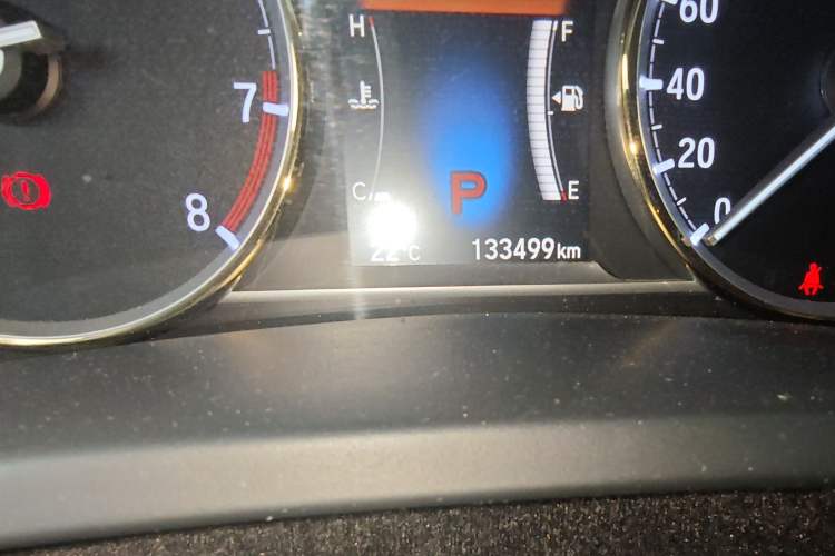 Used Honda Spirior 2015 2.0L Luxury Edition Odometer Close Up