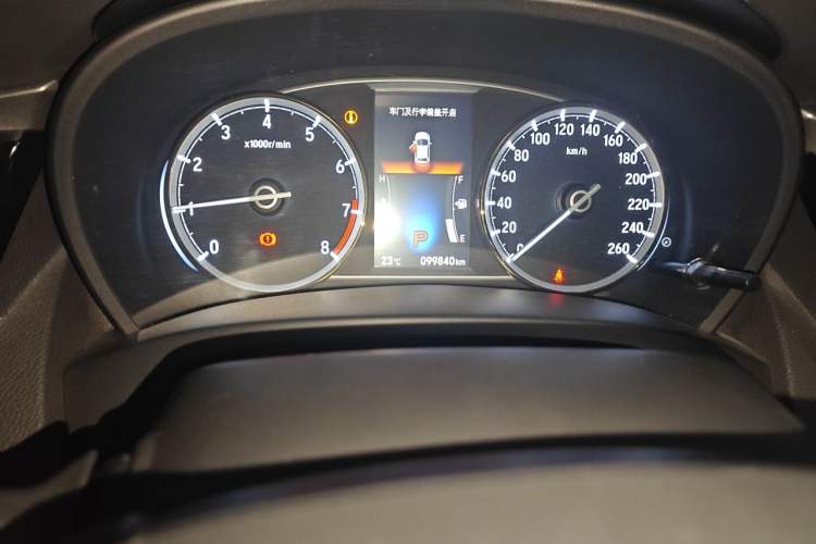 Used Honda Spirior 2015 2.0L Prestige Edition Odometer Close Up